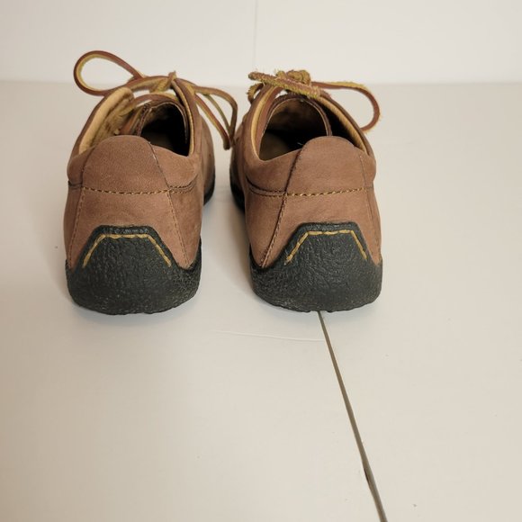 Born Women's Nubuck Leather Brown Lace Up's  Size 7.5 / 38.5 - Picture 7 of 10